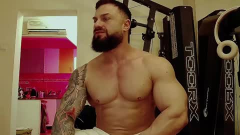 Adonis online show from 01/08/25, 11:41