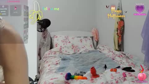 adonisblossoms online show from 10/26/25, 11:20