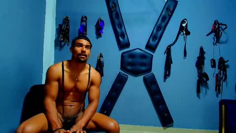 adonisdios online show from 05/18/26, 02:34