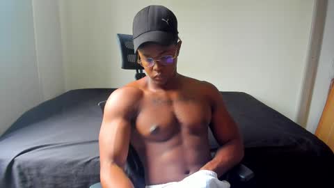 Adonis Knight  online show from 02/13/25, 12:43