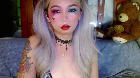 jasmine online show from 02/01/25, 12:18