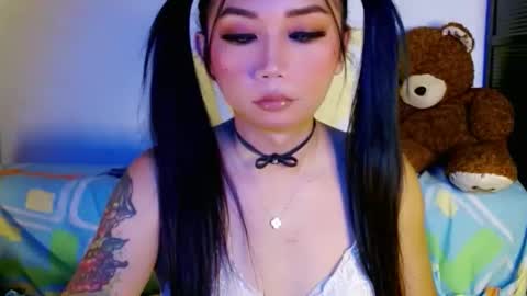 Snapshot of adorableslutxxx chatting on 03/30/26, 01:17 jasmine online show from 03/30/26, 01:17