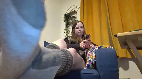 Queen Bunny online show from 01/03/25, 08:43