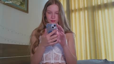 Lia  online show from 07/18/26, 06:17