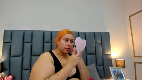 ANDREA PEREZ online show from 12/26/24, 11:54