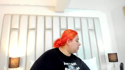 Snapshot of adreeaperez1 chatting on 09/13/25, 11:32 ANDREA PEREZ online show from 09/13/25, 11:32