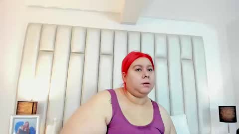 Snapshot of adreeaperez1 chatting on 10/28/25, 11:36 ANDREA PEREZ online show from 10/28/25, 11:36