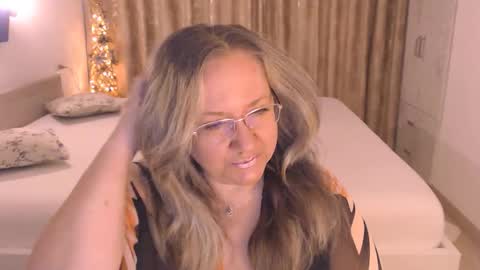 Cryna online show from 02/13/26, 07:15