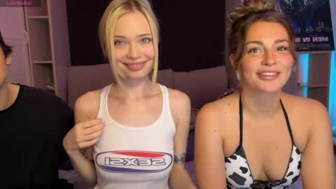 Snapshot of adrenaline_lush chatting on 06/08/26, 12:03 Dorothy Mayfield online show from 06/08/26, 12:03