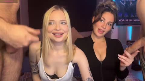 Snapshot of adrenaline_lush chatting on 06/08/26, 10:32 Dorothy Mayfield online show from 06/08/26, 10:32