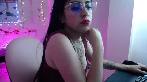 Adri  online show from 02/06/25, 09:11