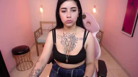 Adri  online show from 02/25/26, 12:59