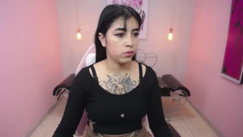 Adri  online show from 05/05/26, 12:02