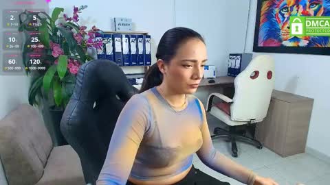 Snapshot of adri_miller chatting on 03/18/26, 11:24 adri miller online show from 03/18/26, 11:24