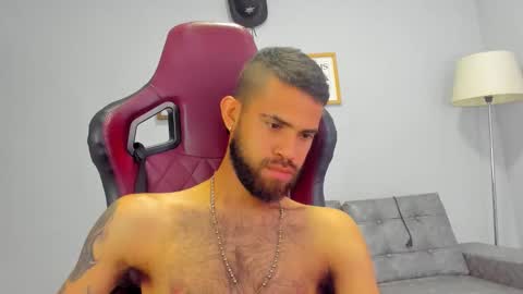 adri_sexboy229 online show from 09/19/25, 02:35