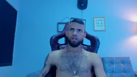adri_sexboy229 online show from 09/20/25, 02:45
