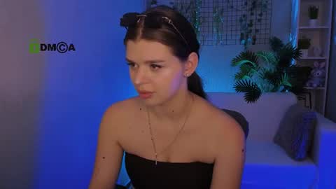 adri_sky online show from 08/04/26, 12:52