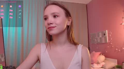 Snapshot of adria_arjona chatting on 07/12/26, 01:07 Eva online show from 07/12/26, 01:07