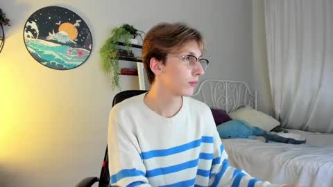 Adrian online show from 12/04/24, 01:58