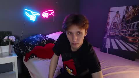 Adrian online show from 12/06/24, 07:34