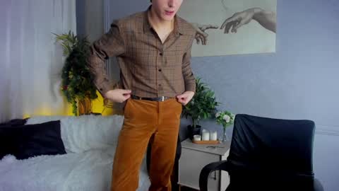 Adrian online show from 12/19/24, 04:24