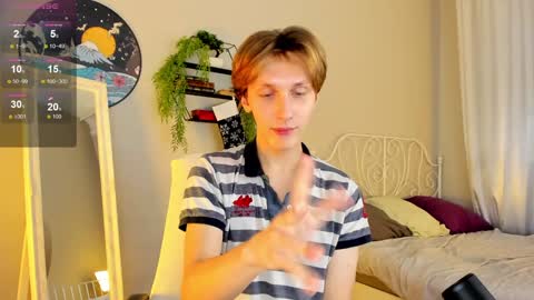 Adrian online show from 01/06/25, 01:19