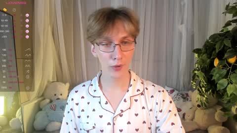 Adrian online show from 01/30/25, 07:04