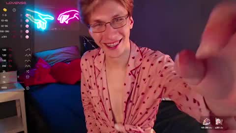 Adrian online show from 02/10/25, 10:19