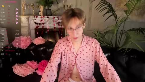 Adrian online show from 02/11/25, 04:13