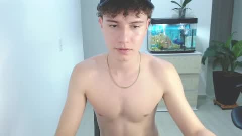 adrian morelli online show from 12/08/24, 01:02