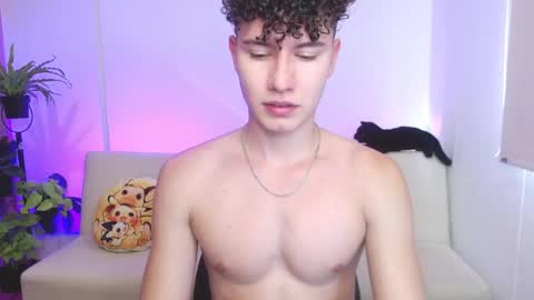 adrian morelli online show from 12/05/25, 07:21