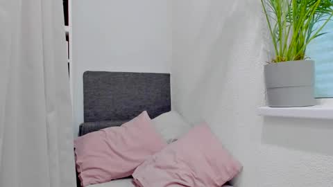 Adriana online show from 12/02/25, 02:12