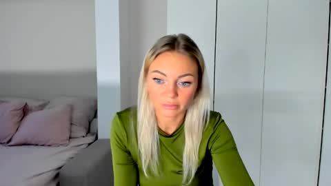 Adriana online show from 05/16/26, 06:54