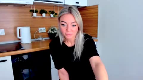 Adriana online show from 06/14/26, 12:40