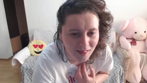 Snapshot of adriana_elvis chatting on 01/18/26, 12:20 adriana online show from 01/18/26, 12:20