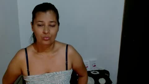 Adriana milf online show from 06/15/26, 05:20