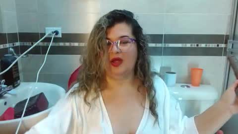 ADRIANA online show from 04/09/26, 08:36