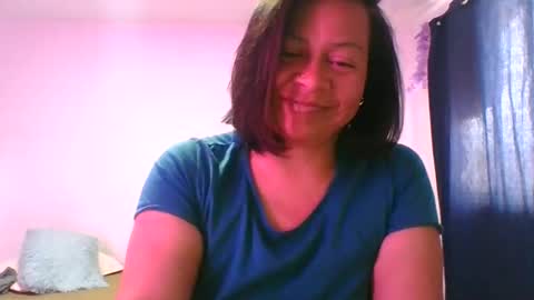 Snapshot of adrianagogo18 chatting on 09/13/25, 05:57 adrianagogo18 online show from 09/13/25, 05:57