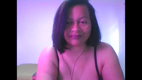 Snapshot of adrianagogo18 chatting on 10/03/25, 01:52 adrianagogo18 online show from 10/03/25, 01:52