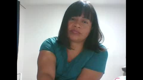 Snapshot of adrianagogo18 chatting on 11/25/25, 04:56 adrianagogo18 online show from 11/25/25, 04:56