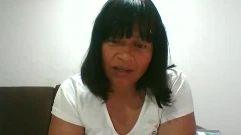 Snapshot of adrianagogo18 chatting on 12/13/25, 10:37 adrianagogo18 online show from 12/13/25, 10:37