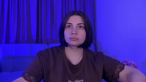 AdrianaTores online show from 05/19/26, 07:42