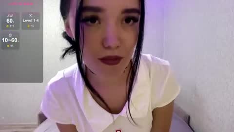 Snapshot of adrianna_raven chatting on 07/29/26, 11:19 Adriana online show from 07/29/26, 11:19