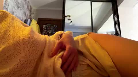 Caroline online show from 06/19/26, 03:38