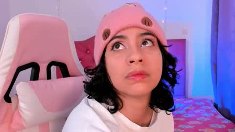 adrianny online show from 09/22/25, 01:02