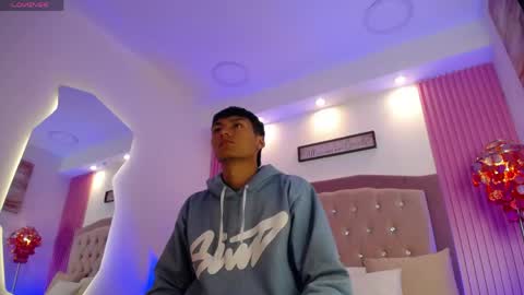 Snapshot of adrianstark_ chatting on 06/04/26, 12:44 adrianstark_ online show from 06/04/26, 12:44