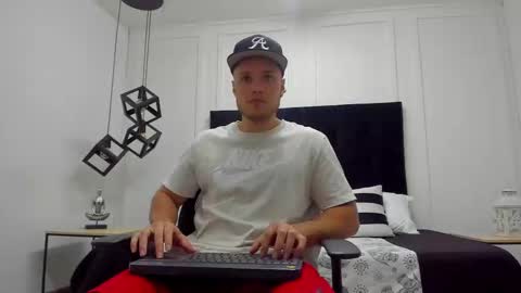 Adrein Roche online show from 02/17/25, 11:31