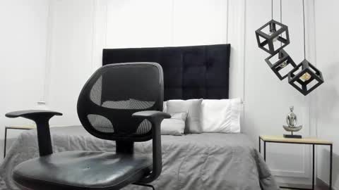 Adrein Roche online show from 03/02/25, 11:09