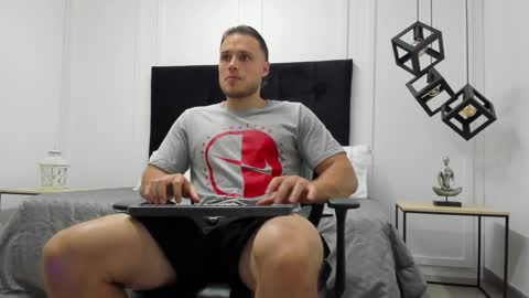 Adrein Roche online show from 03/03/25, 02:15