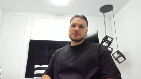 Adrein Roche online show from 10/03/25, 10:18
